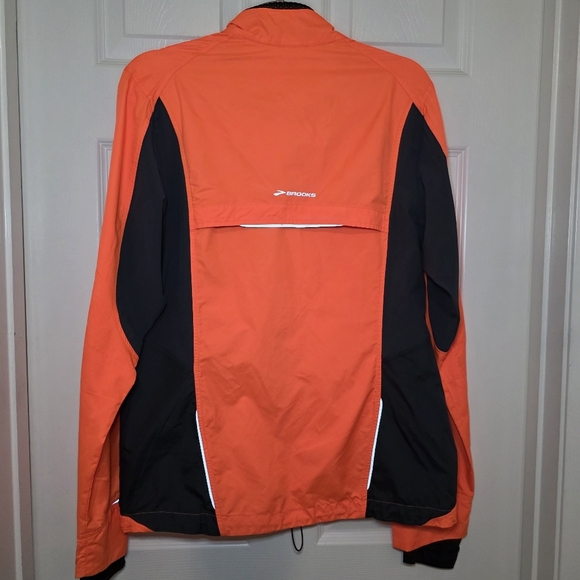 Men’s Brooks Water-Resistant Running Jacket, S - Picture 4 of 9